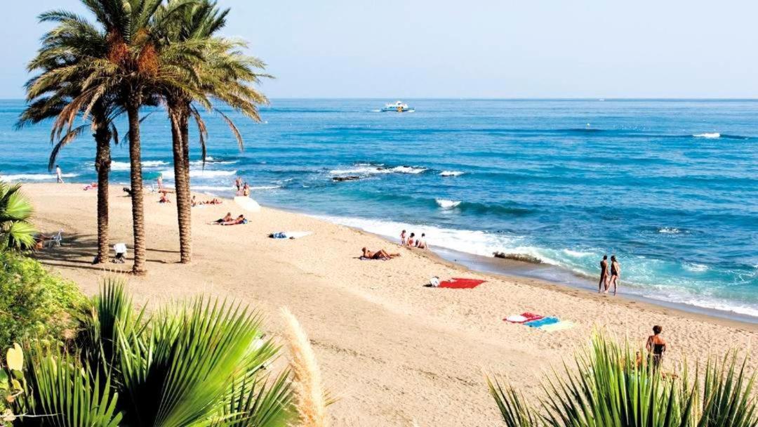 Apartamento Con Gran Terraza Junto A La Playa Torremolinos Buitenkant foto